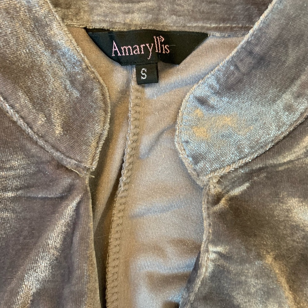 Velvet Duster - Picture 5 of 6